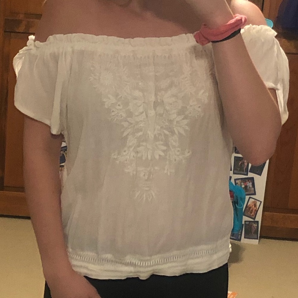 White Hollister Off The Shoulder Shirt Lace Small